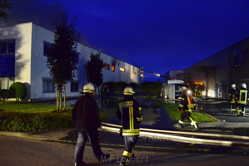 Grossbrand Halle Troisdorf Kriegsdorf Junkersring P467.JPG - Miklos Laubert